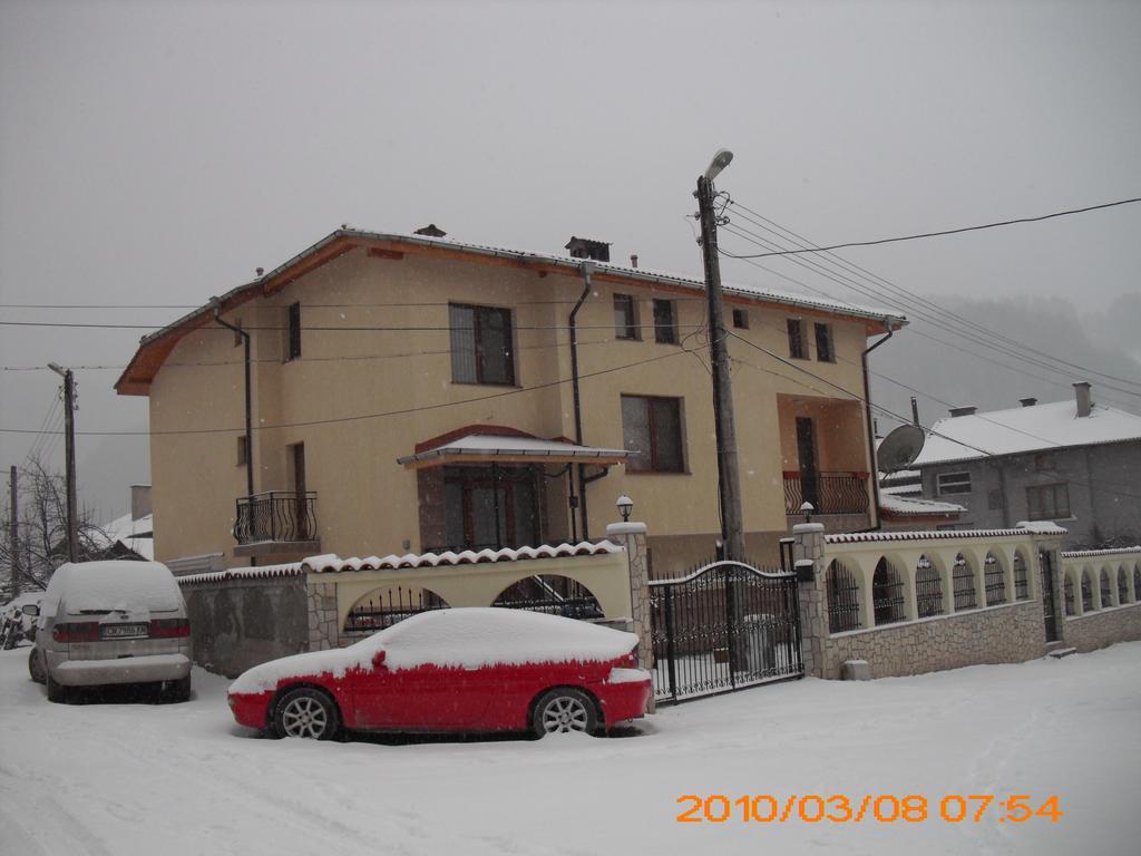 Guest House Benita 代温 外观 照片